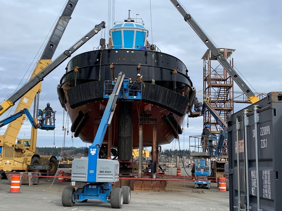 Port of Anacortes Dakota-Creek-Workers