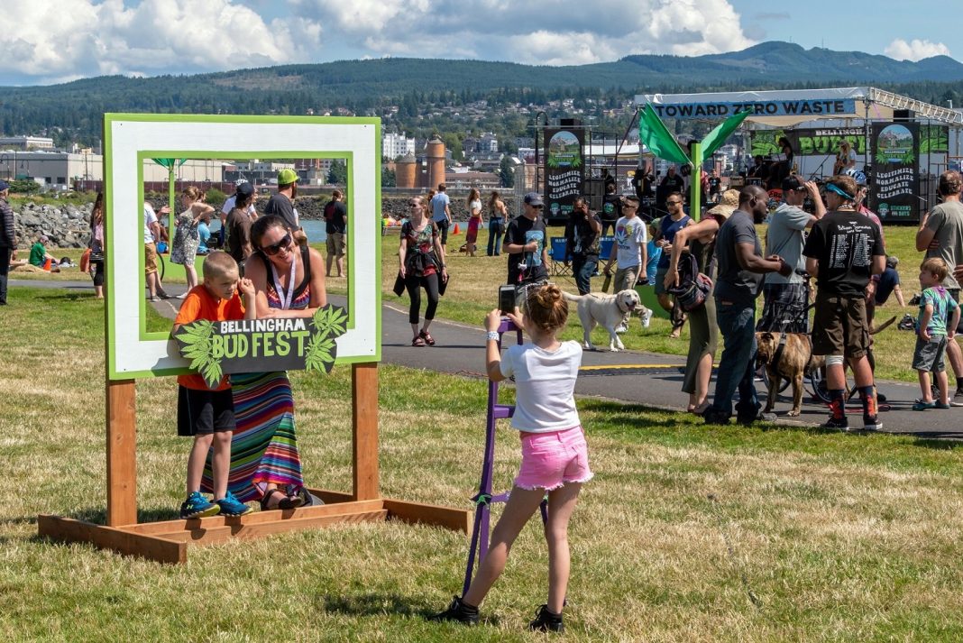 people taking photos at a photo op on Budfest