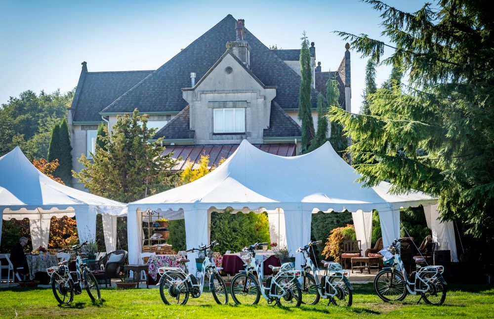 Bikes on the lawn at Willowbrook Manor
