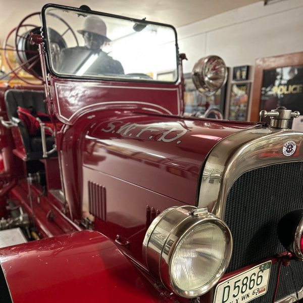 old-fashioned fire truck