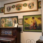 La Conner-Hotel-Planter-ONeils-Confectionery-Player-Piano