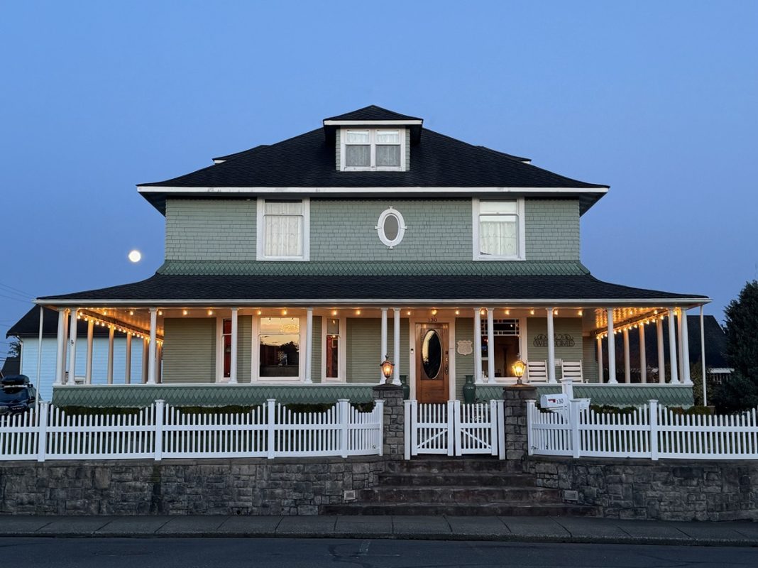 Hubble House Inn front view